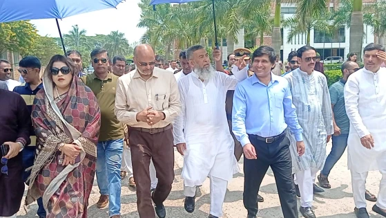 ফরিদপুরে প্রধানমন্ত্রীর উপদেষ্টার জুট মিল পরিদর্শন